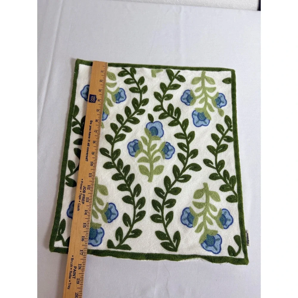 Alysheer chain stitch
