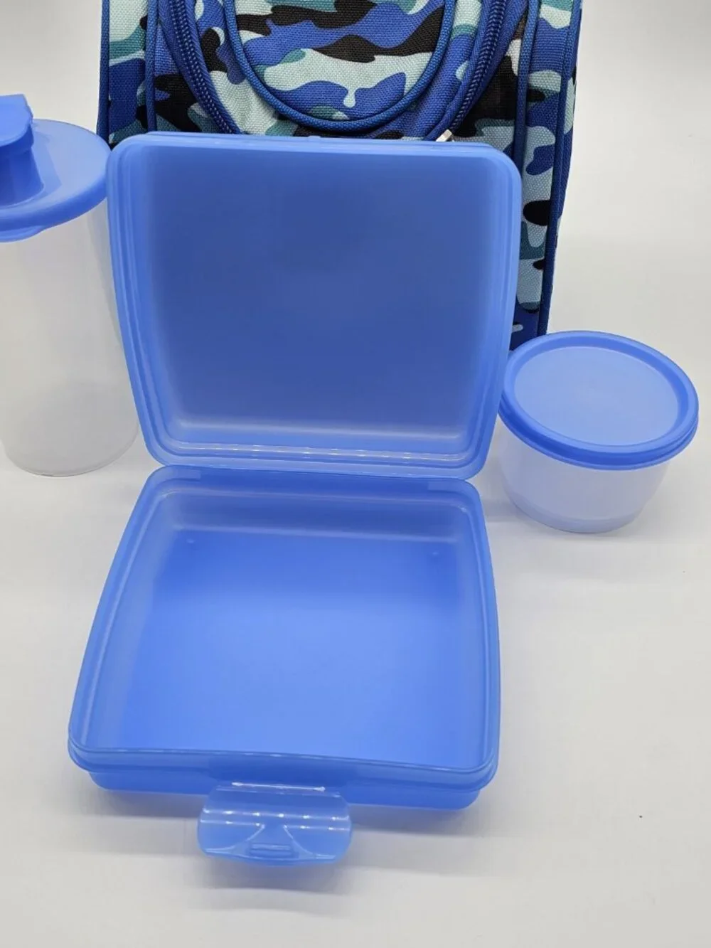 Tupperware lunch box