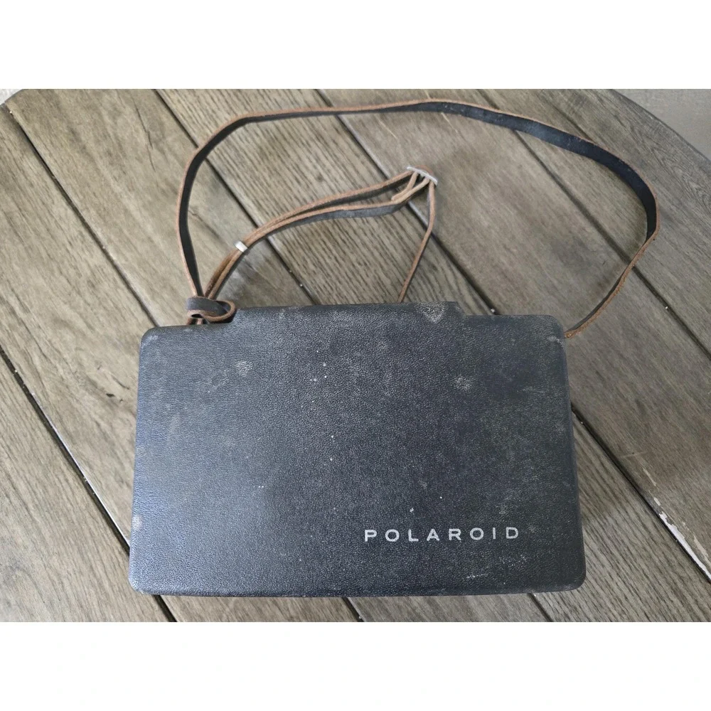 Vintage Polaroid 100 Automatic Land Camera UNTESTED Photography Props Retro