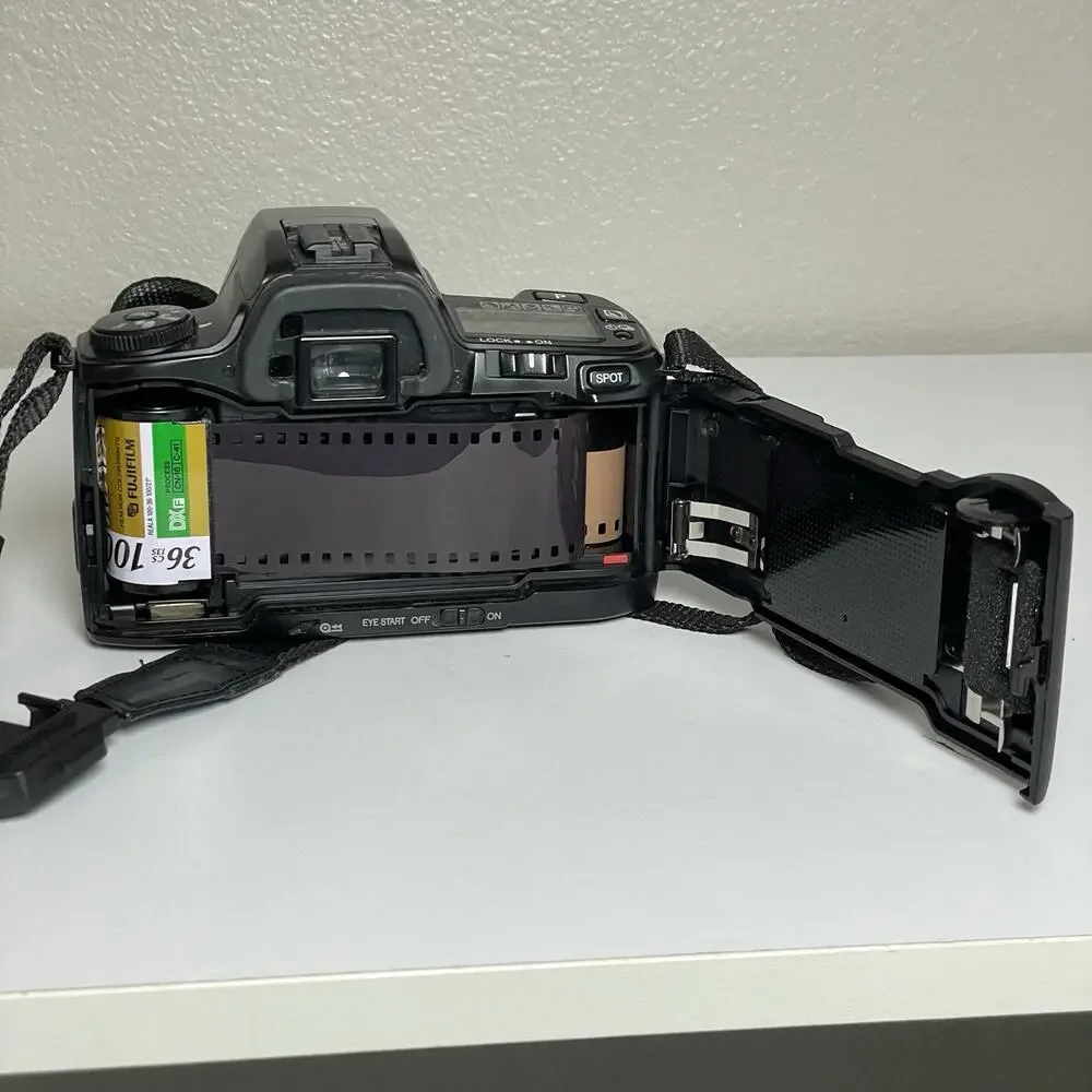 Minolta Dynax 505si Super 35mm SLR Film Camera Body Only UNTESTED