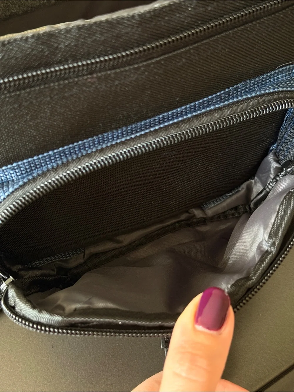 Samsonite compact camera