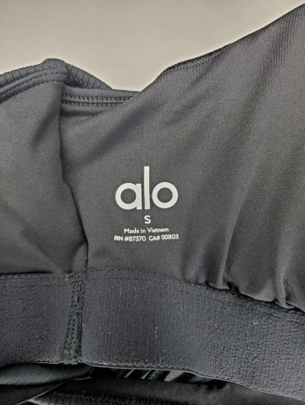 ALO Yoga perfection knit excellent