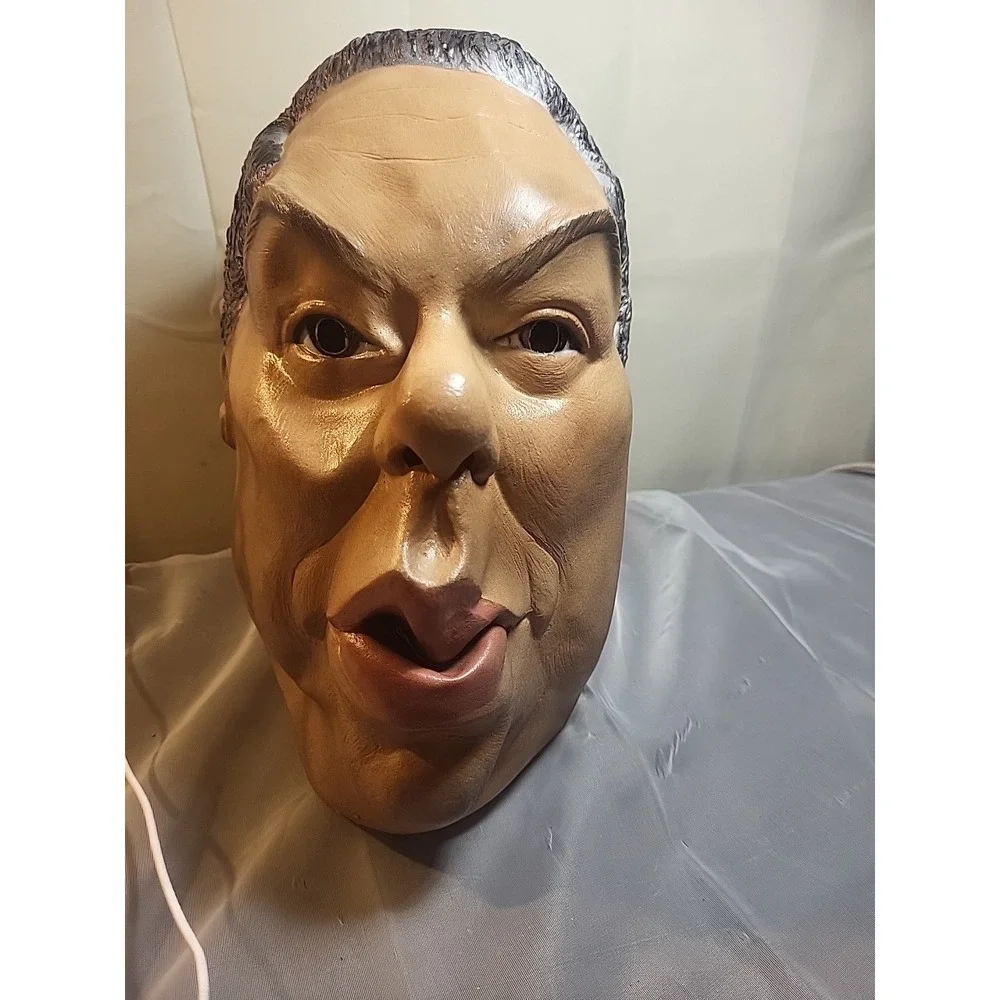 2001 Colin Powell Mask Halloween‎