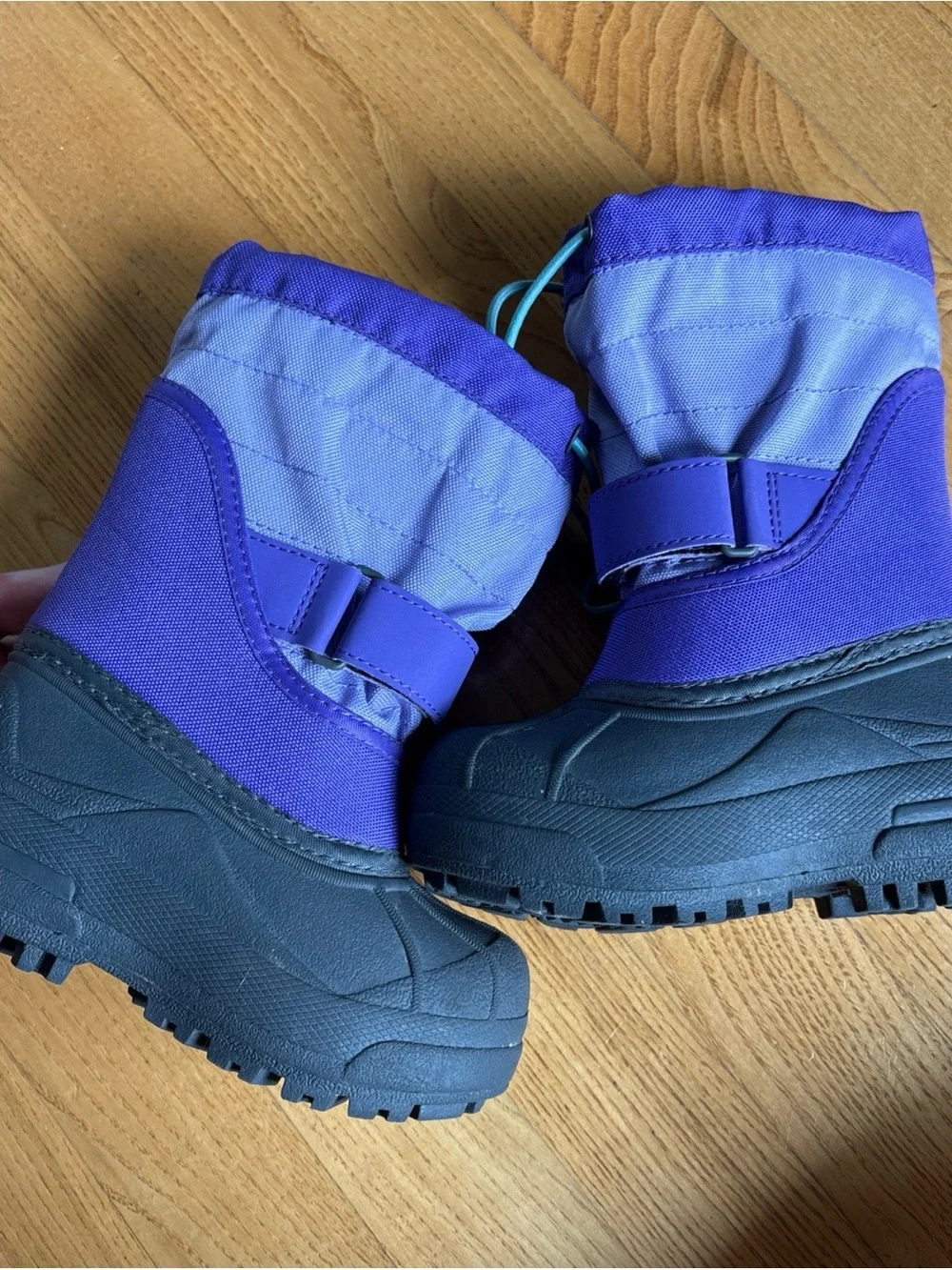 Columbia two toned