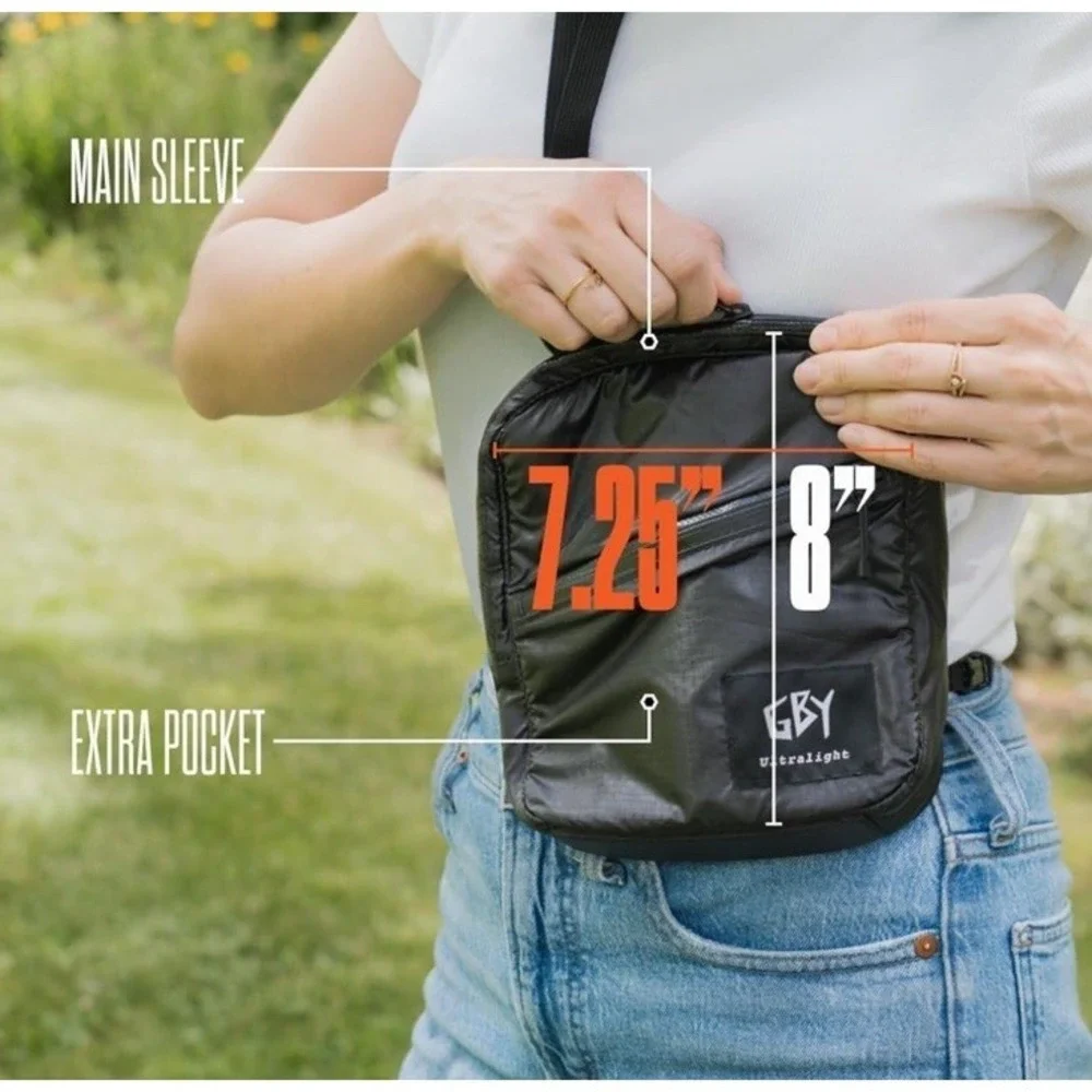 The Unbranded Brand ultralight water