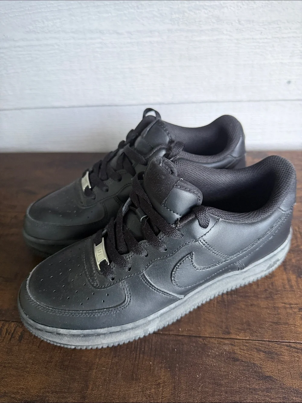 Nike classic all