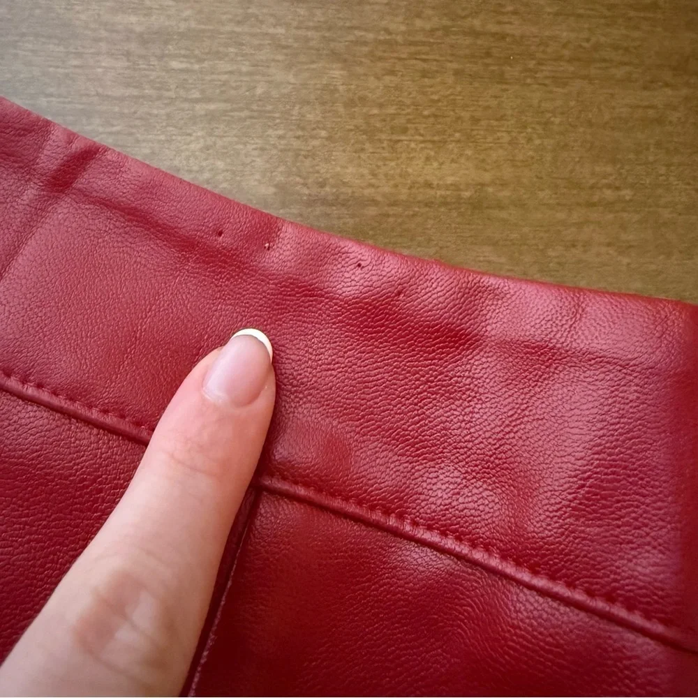 Lulus corte red