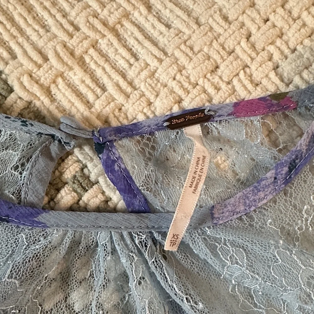 Free People sleeve last size
