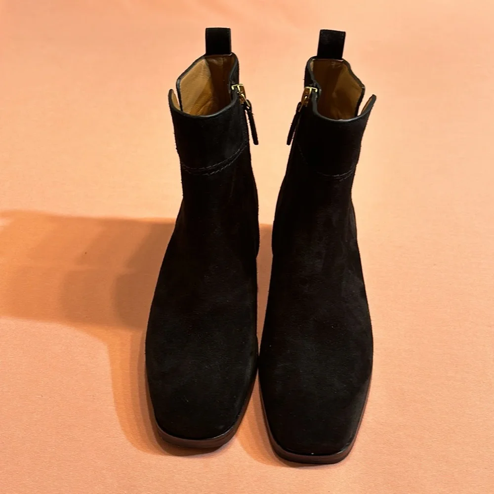 New Tory Burch Suede Boots. Glod Logo and Zipper. Black. Size 7.5.