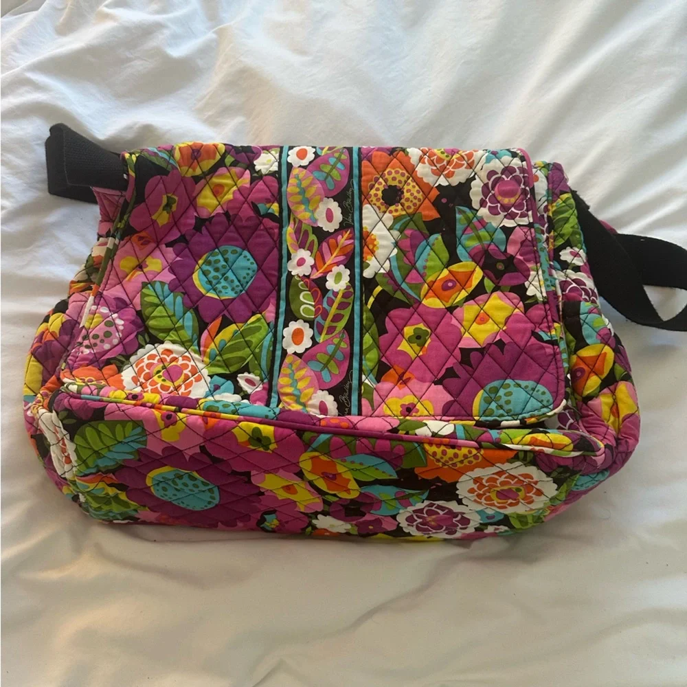Vera Bradley vera classic