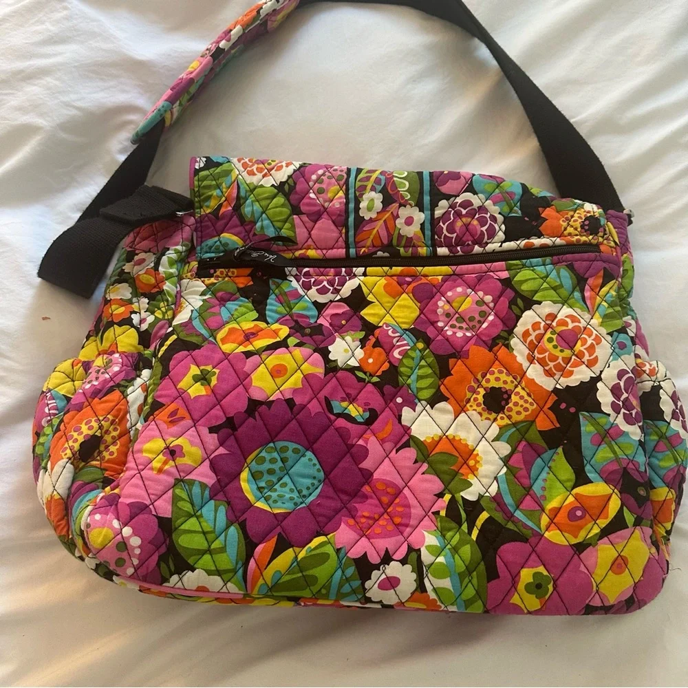 Vera Bradley vera classic