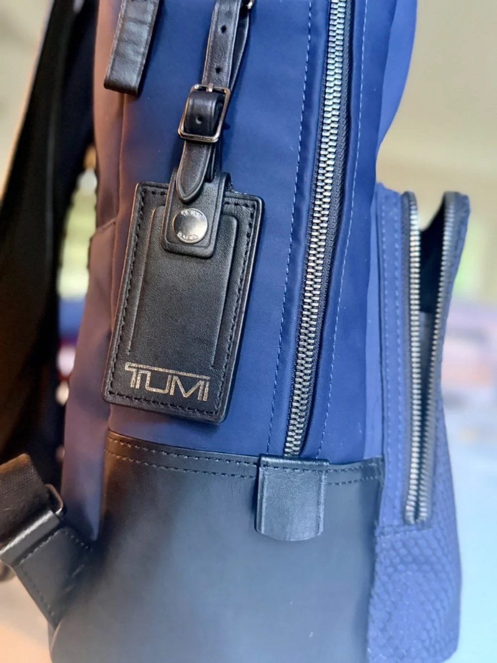 Tumi authentic harrison
