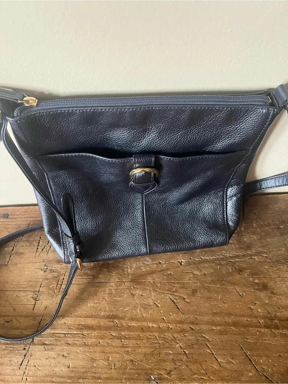 Tignanello crossbody purse