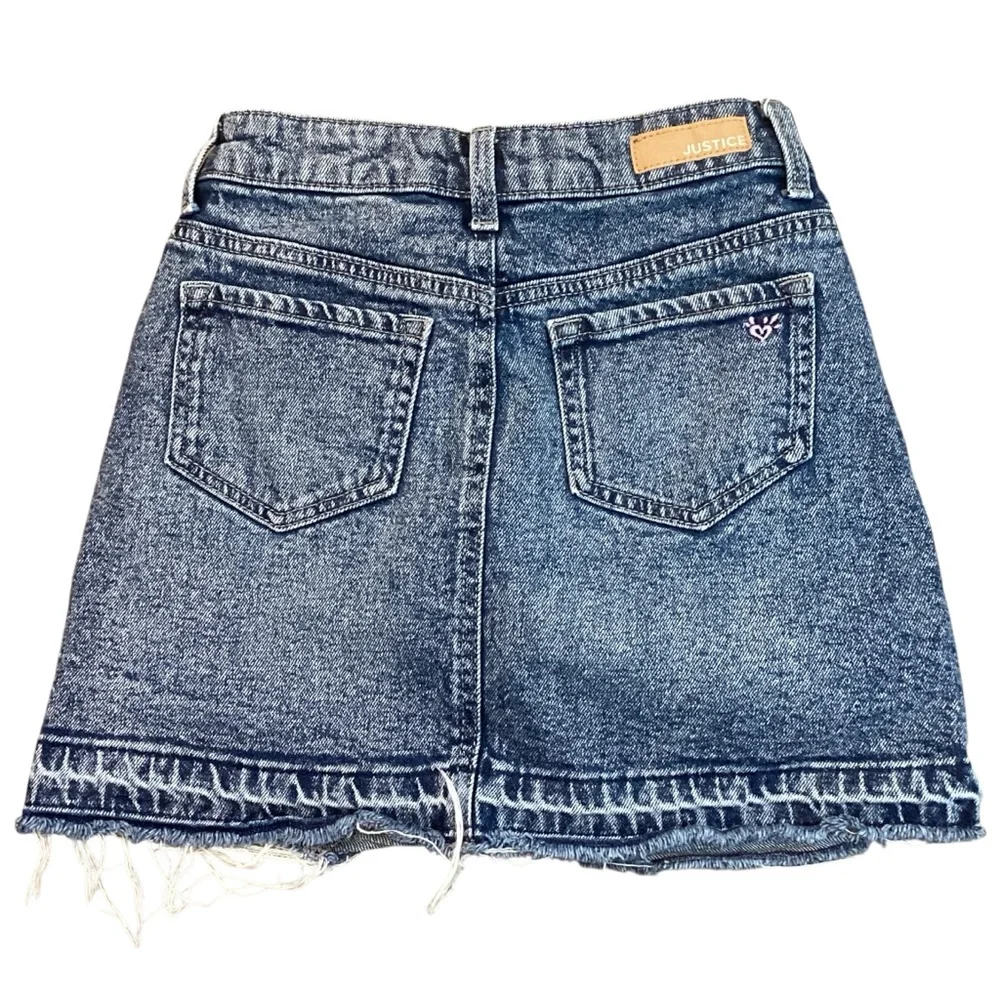 Justice button shorts back
