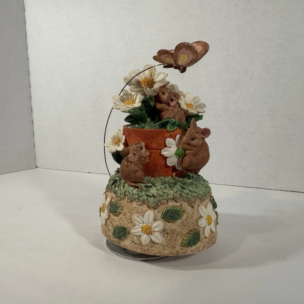 VINTAGE 1995 SAN FRANCISCO MUSIC BOX Mice Flower Butterfly EUC alike Forest Frie