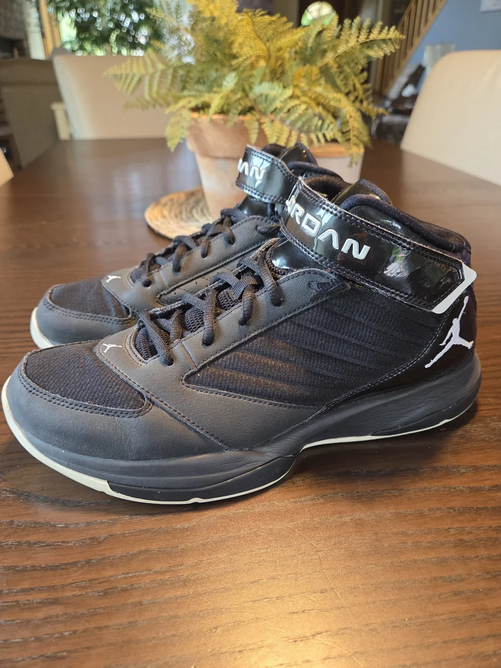 Jordan BCT Mid 3 Black White Discontinued Trainer Size 10