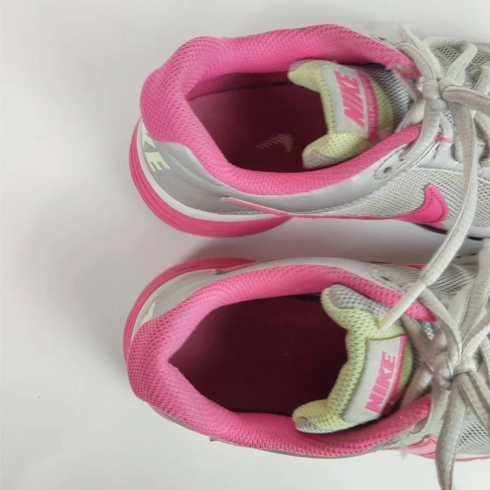 Nike Dual Fusion Kids Girls Sz 4Y Silver Pink Training Sneakers Athletic Cushion