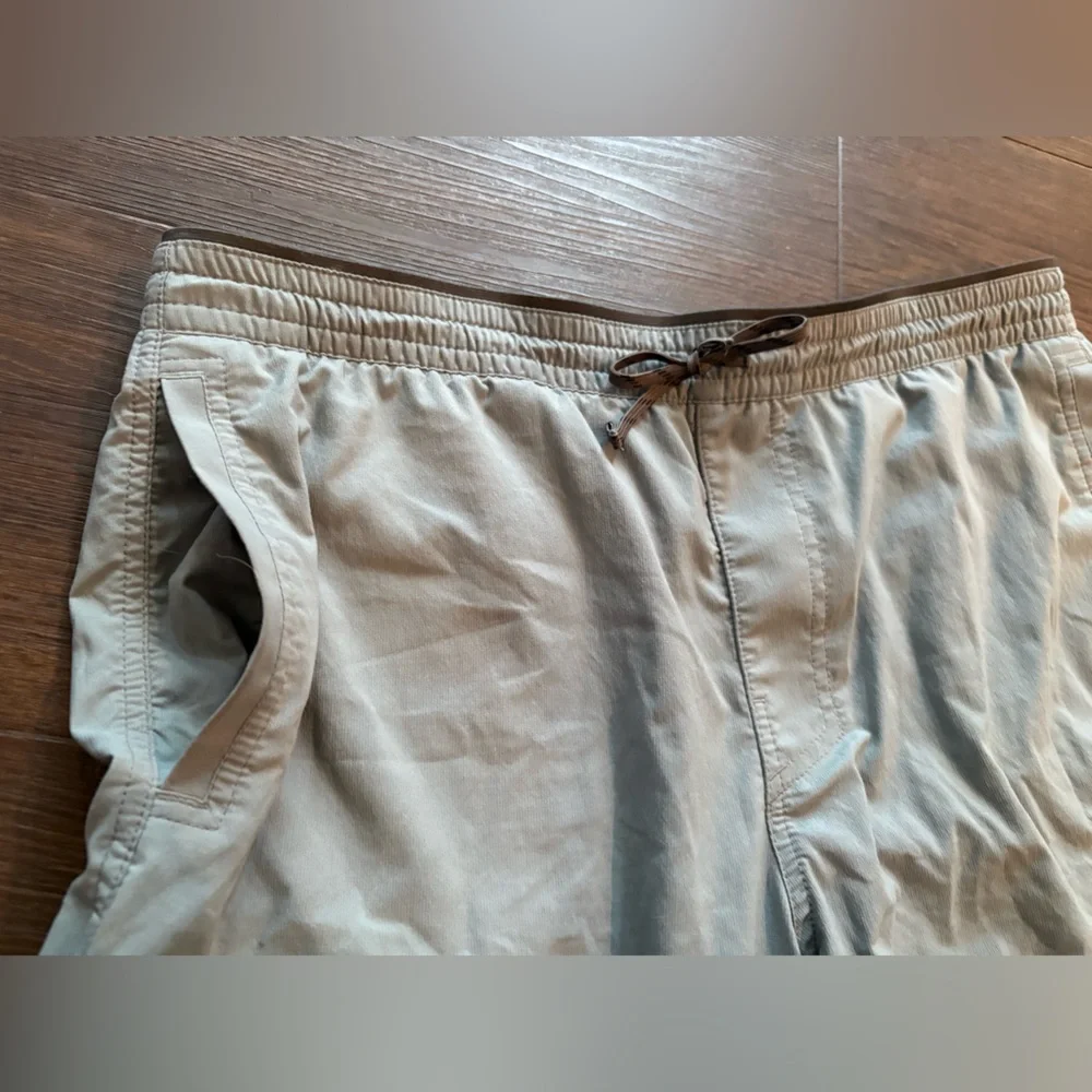 Kuhl Trekr 8” shorts light blue/green pull on‎ sz “large