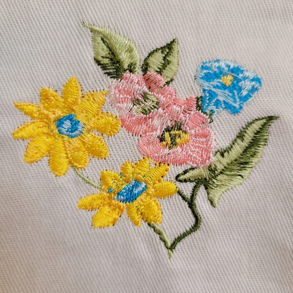 Home Sweet Home  Embroidered Tea Towel ~ Pioneer Woman ~ GUC ~ FINAL PRICE!
