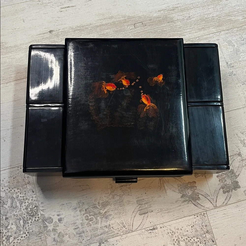 Vintage good used