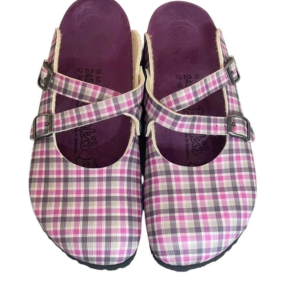 N/A plaid mary