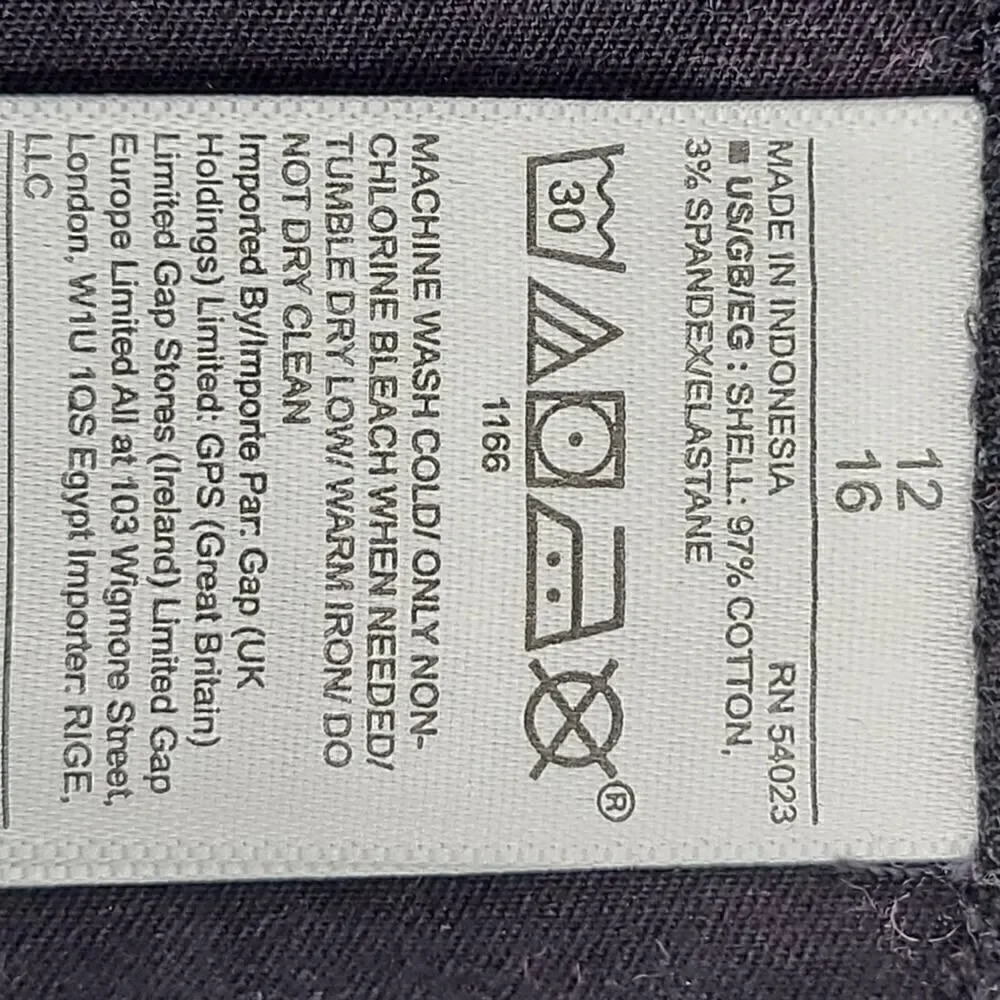 GAP black 3”