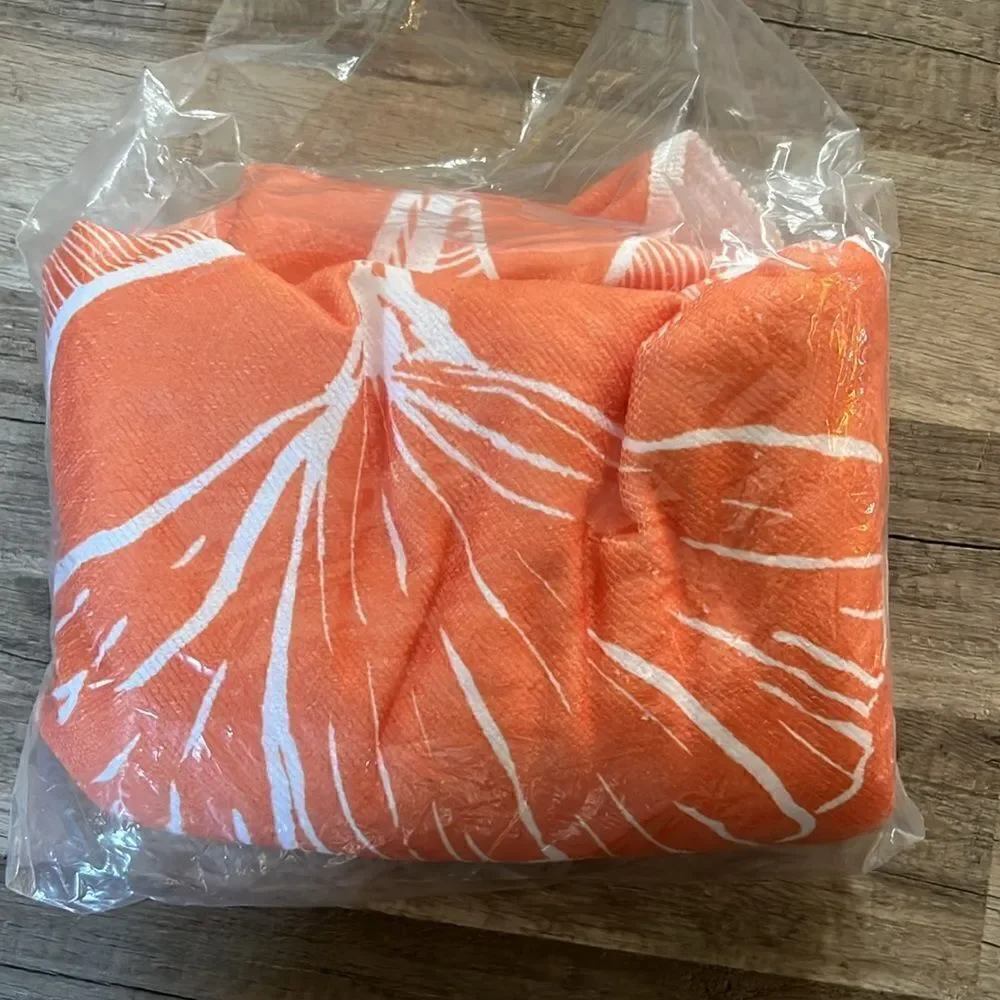 SUMMER & ROSE Orange Floral Outdoor Roundie Towel-New!