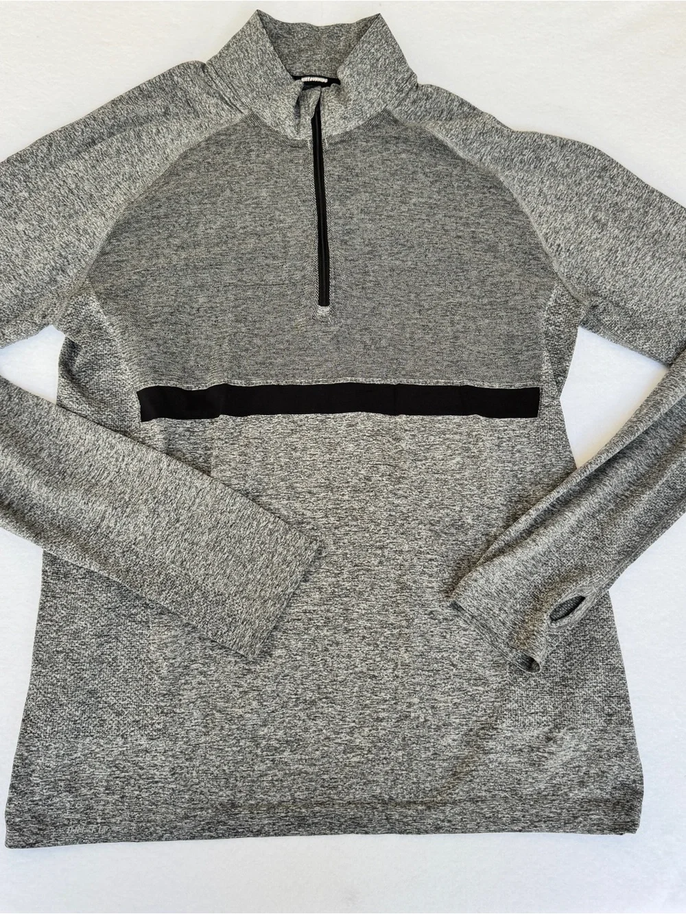 Nike Women’s Running Shirt Large Gray Dri-Fit 1/4 Zip Athletic Layer Thumbholes