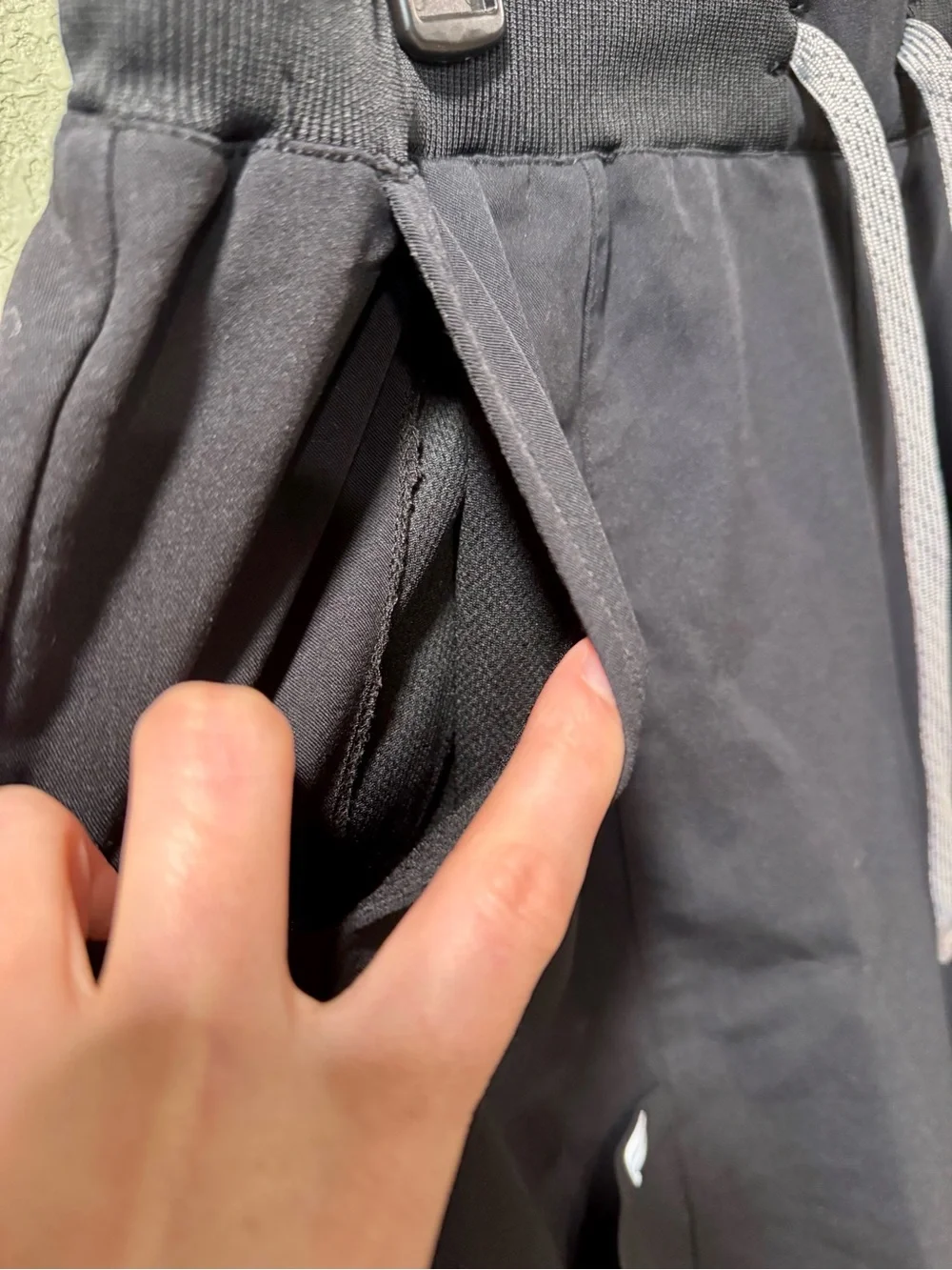 Fabletics lightweight joggers