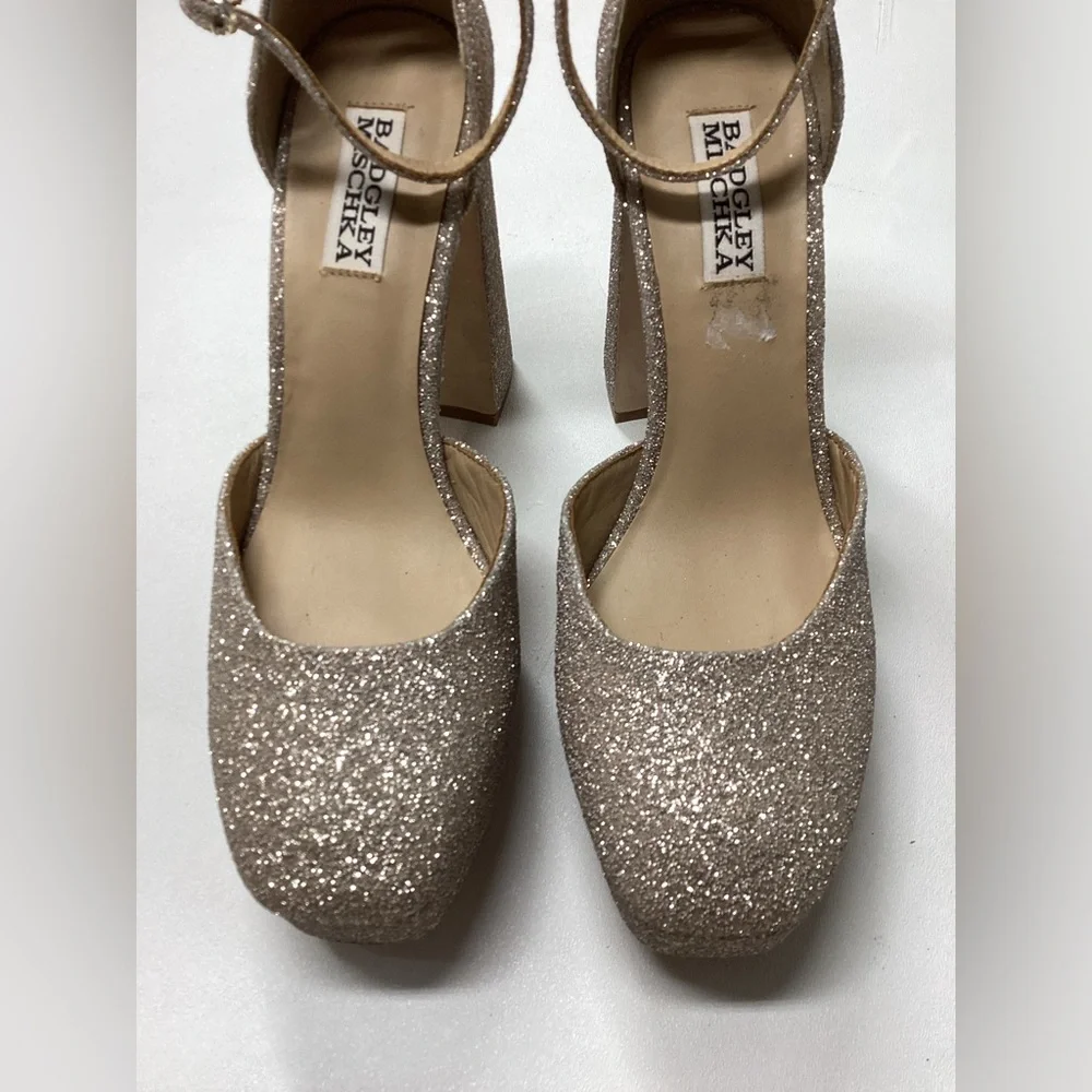 Badgley Mischka turn heads