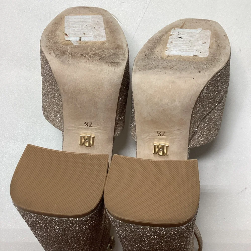 Badgley Mischka turn heads