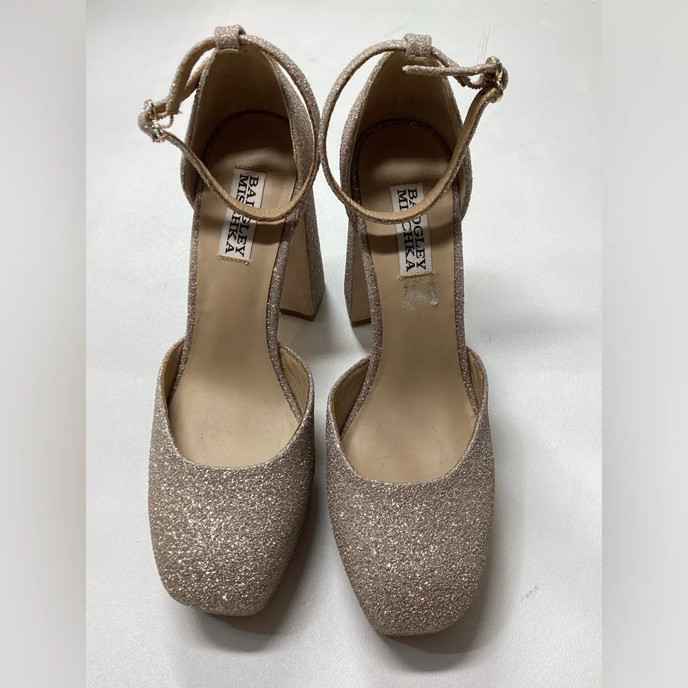 Badgley Mischka turn heads