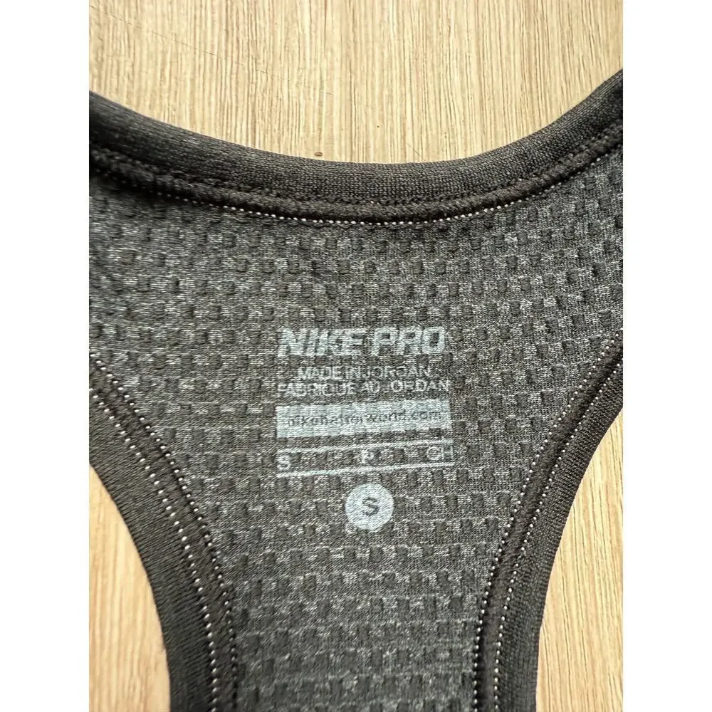 Nike excellent black
