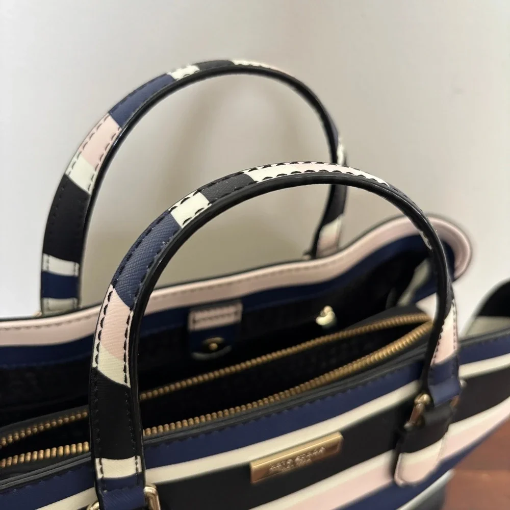 kate spade shopping features