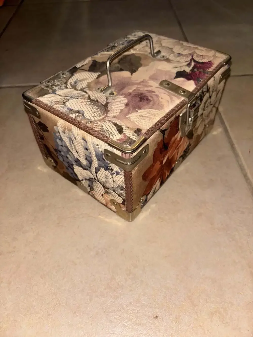 Unbranded vintage floral