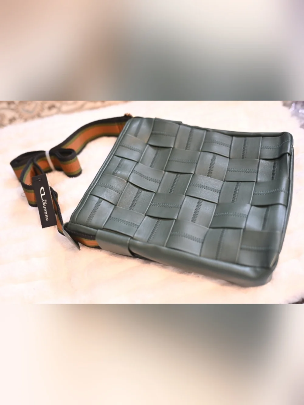 CL by Chinese Laundry sleek woven