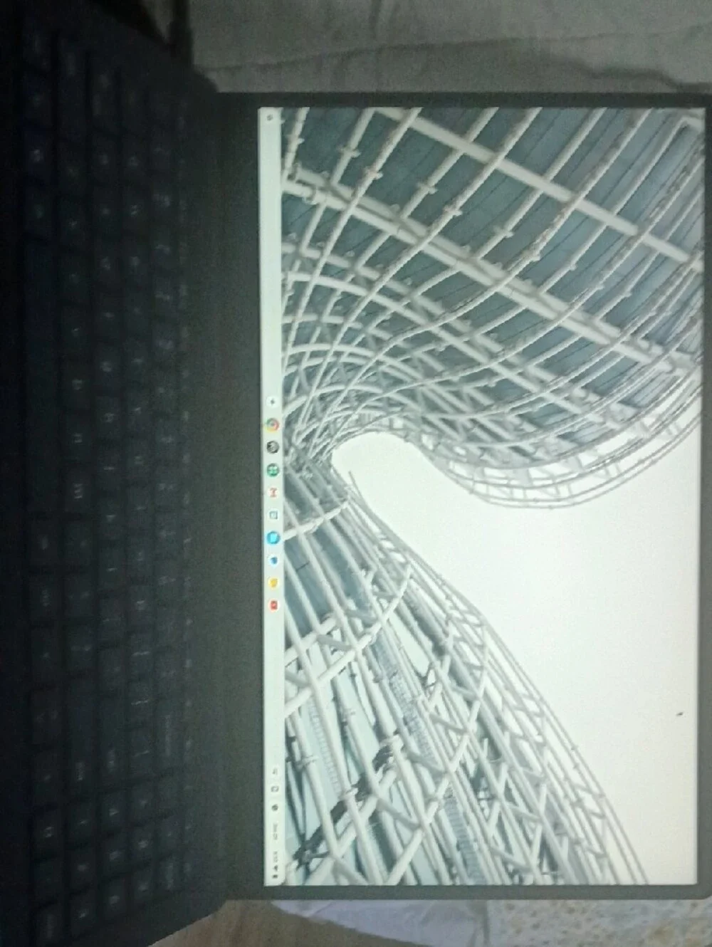 ASUS compact chromebook
