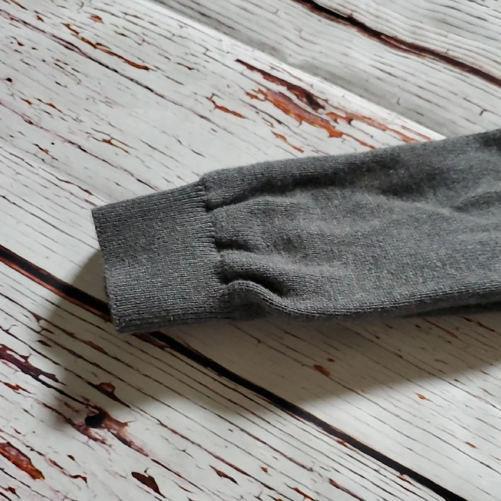 GAP cozy gray