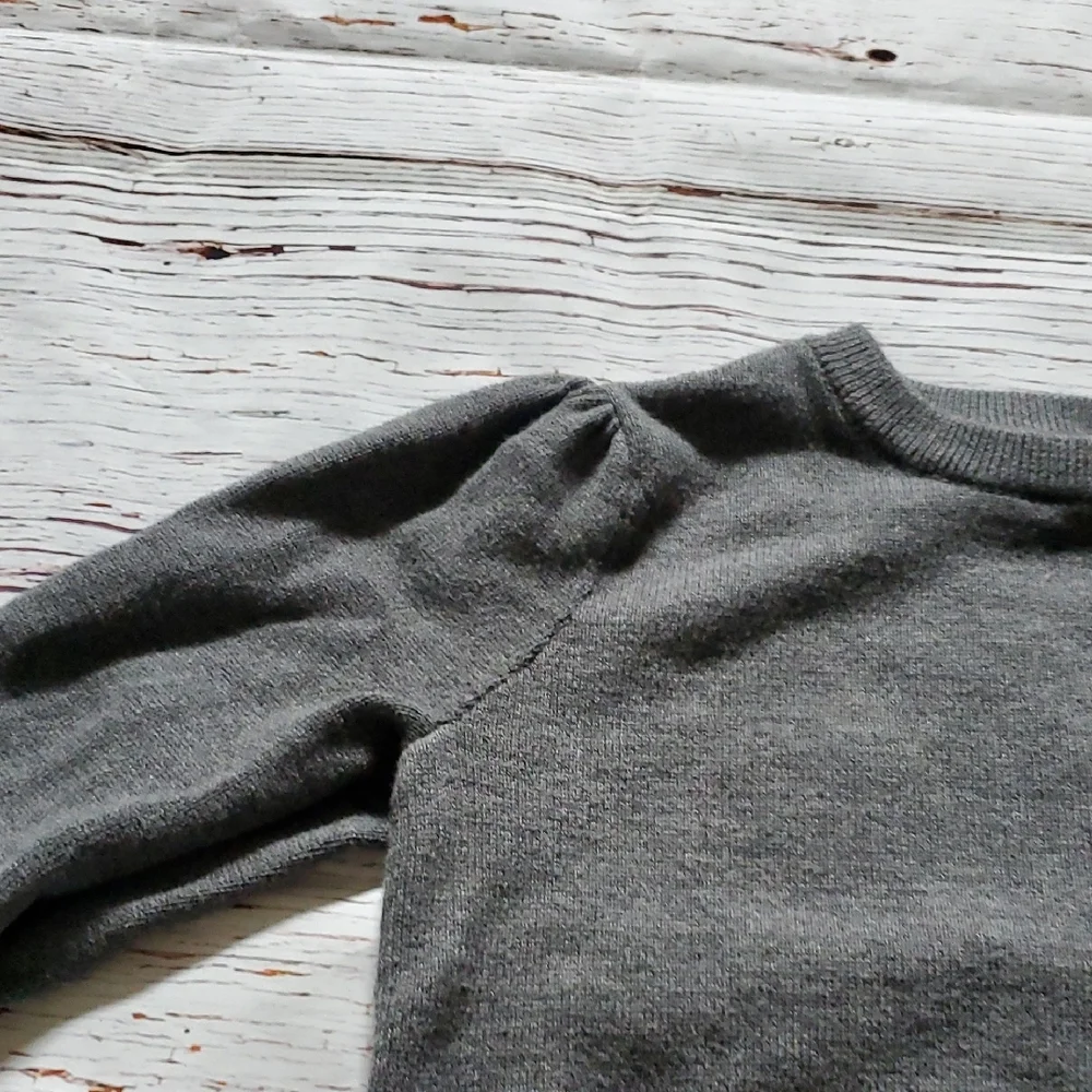 GAP cozy gray