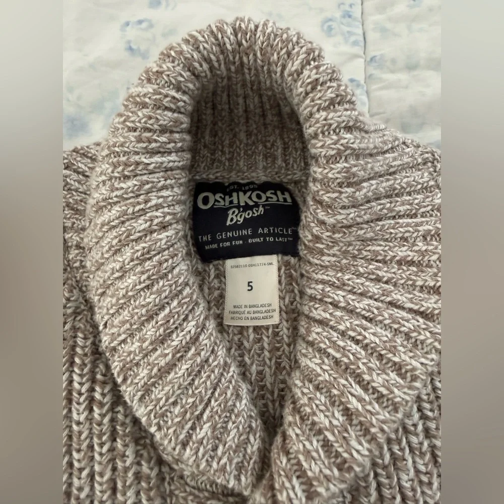 OshKosh Bgosh cozy knit