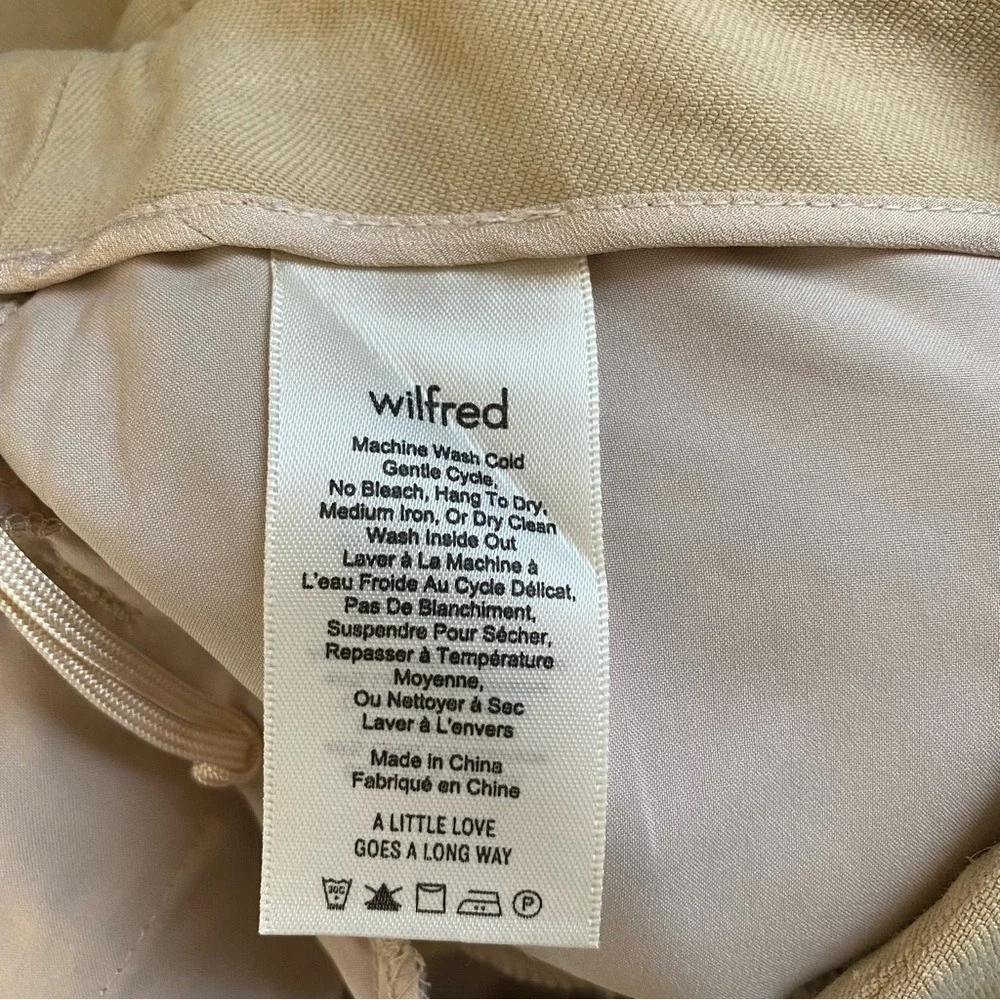 Aritzia these cigarette