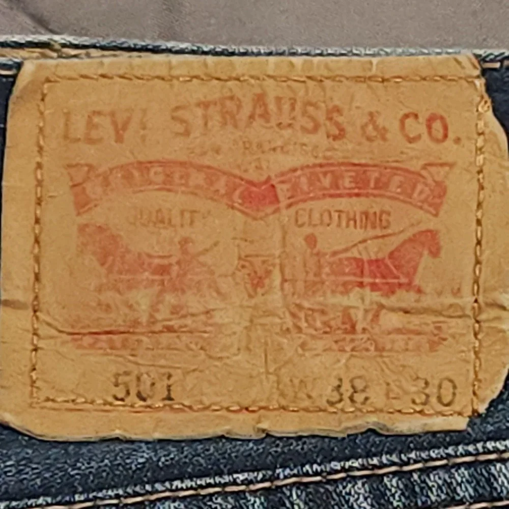 Levi's‎ 501 Jeans Men's 38x30 High Rise Button Fly Blue Denim 100% Cotton