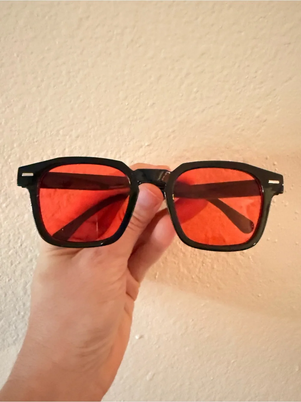 N/A red black
