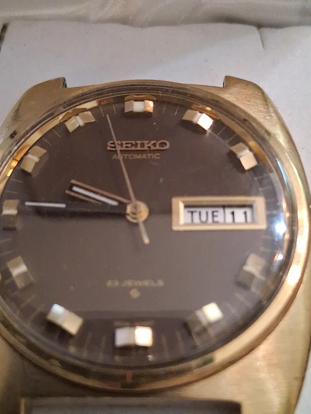 Seiko wristwatch gold