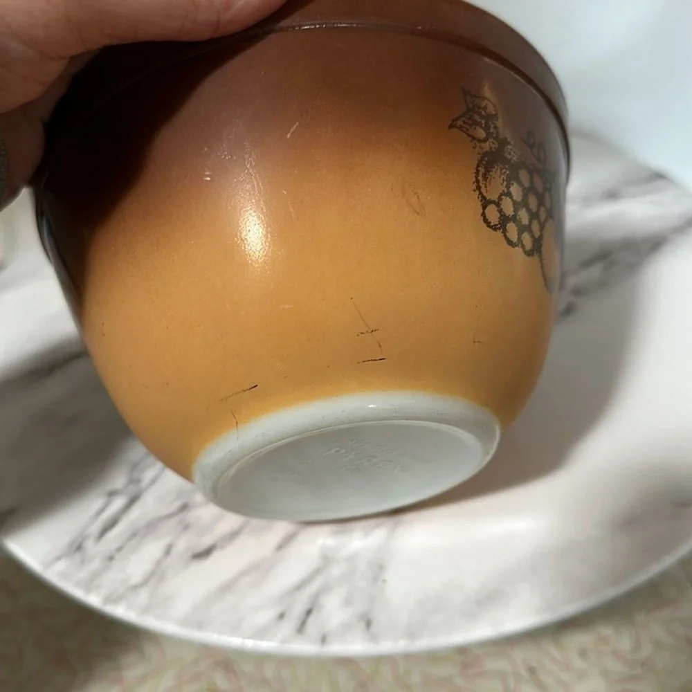 Pyrex vintage ceramic