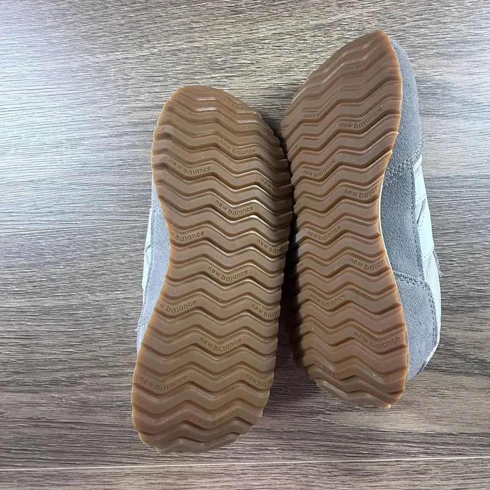 New Balance however youth tie