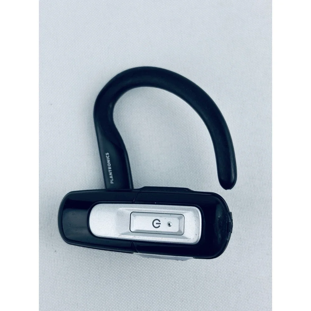 Plantronics 220 Black Silver Wireless Noise Cancelling Bluetooth Earhook Headset