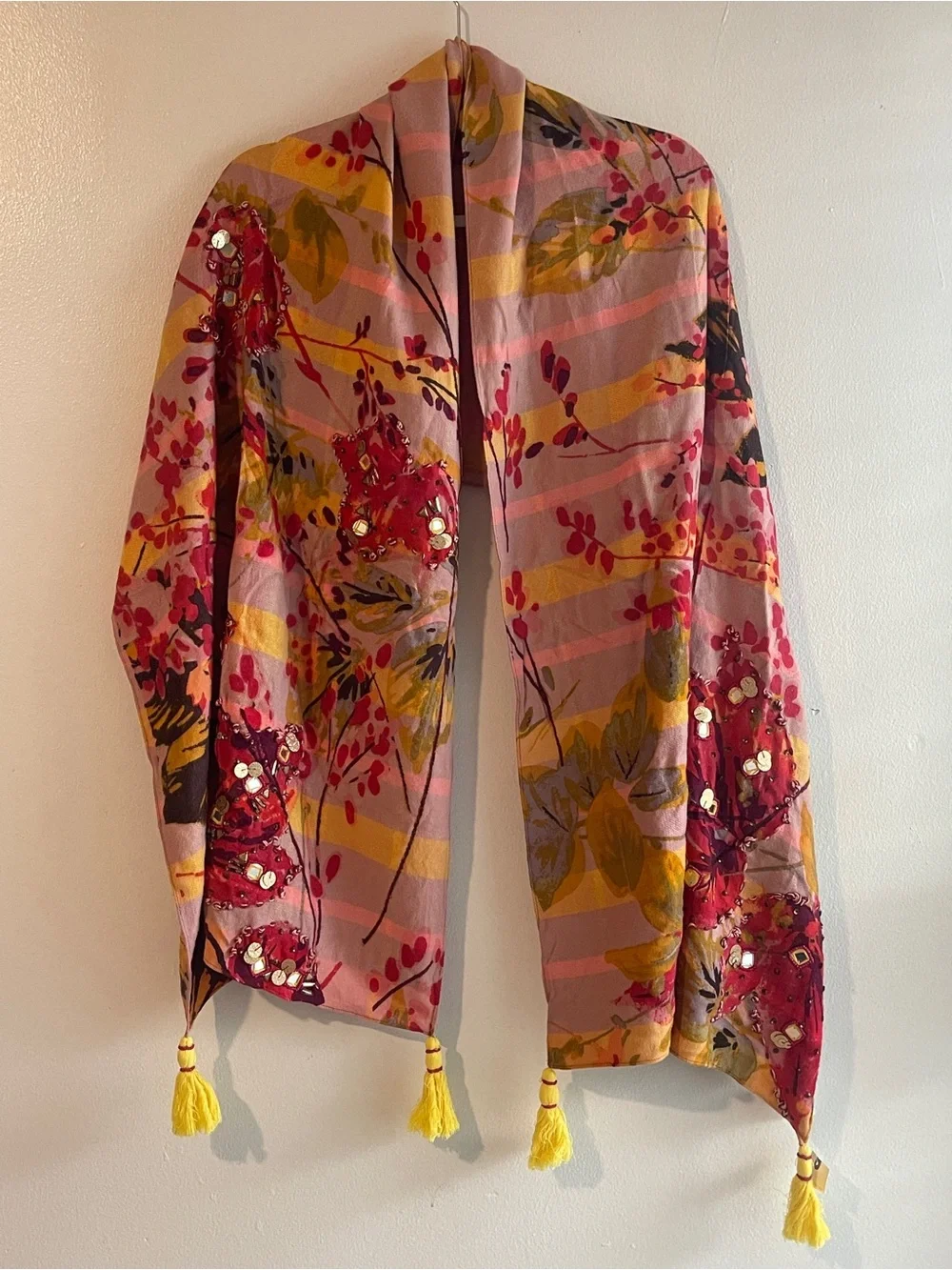 Anthropologie beautifully wide tasseled