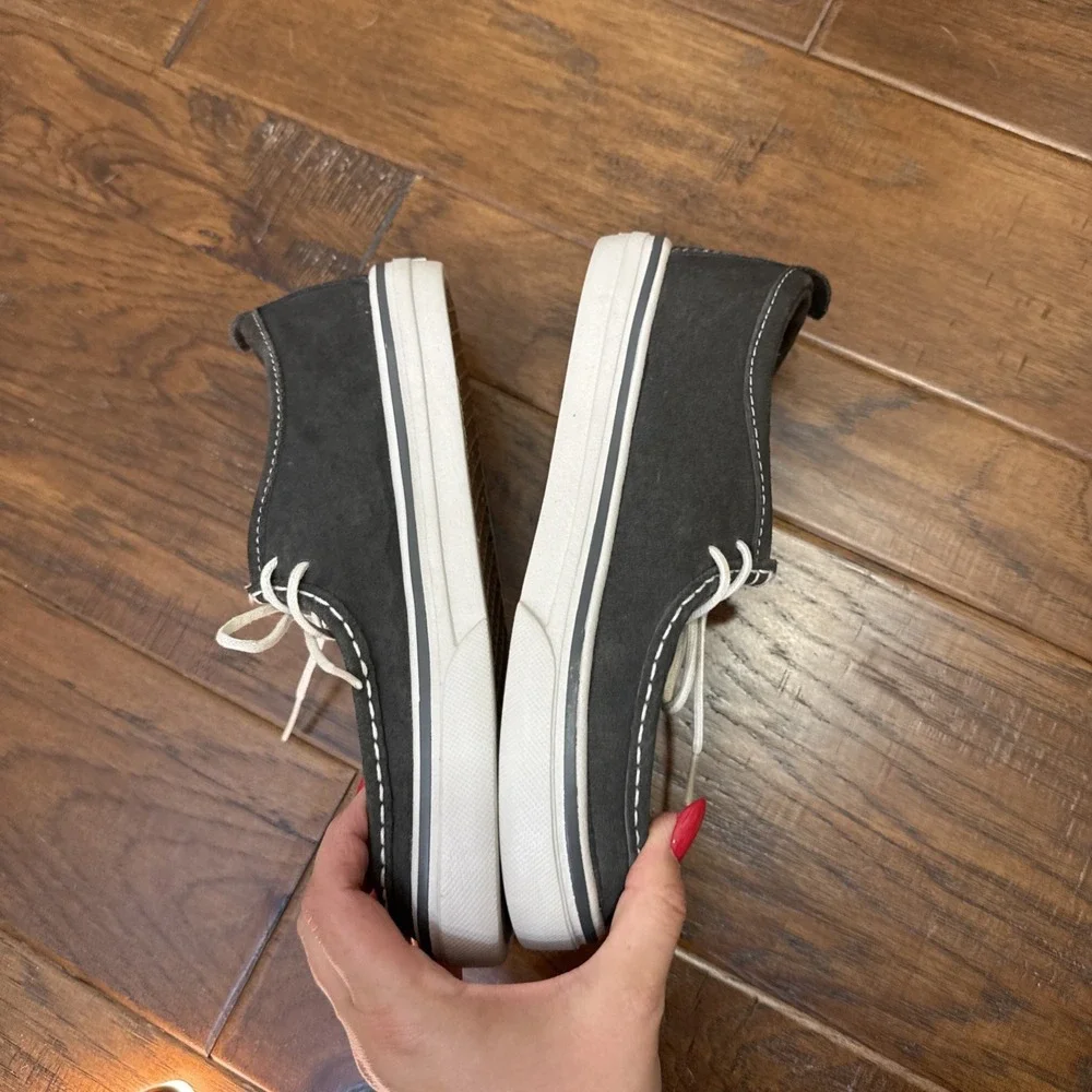 Vans surf siders