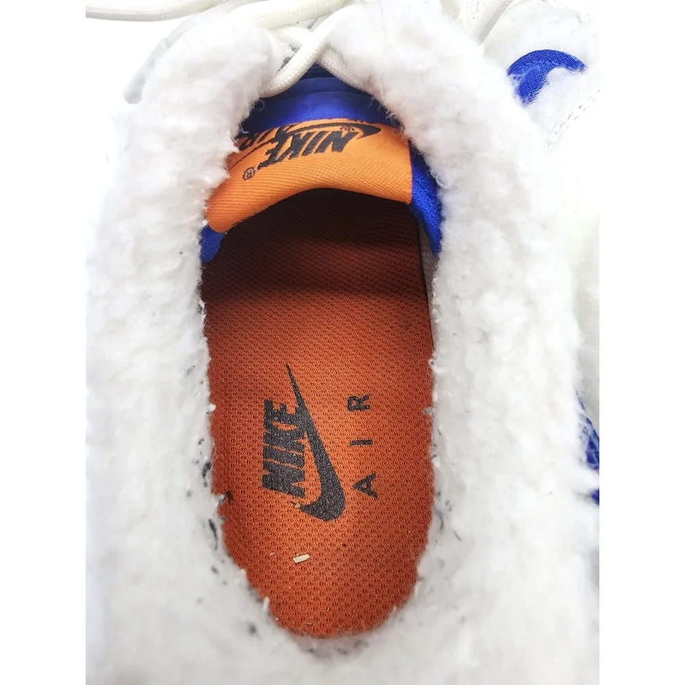 Nike very clean